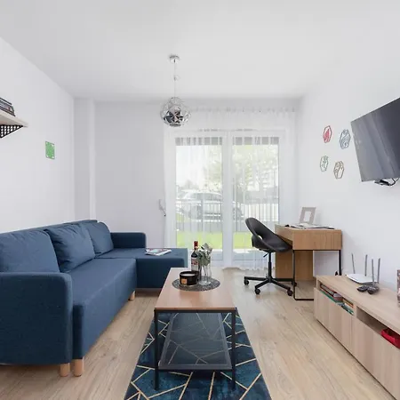 Family Apartment With Parking & Terrace By Noclegi Renters Cracovia Esterno foto