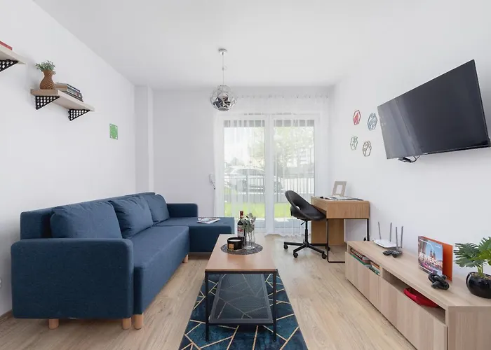 Family Apartment With Parking & Terrace By Noclegi Renters