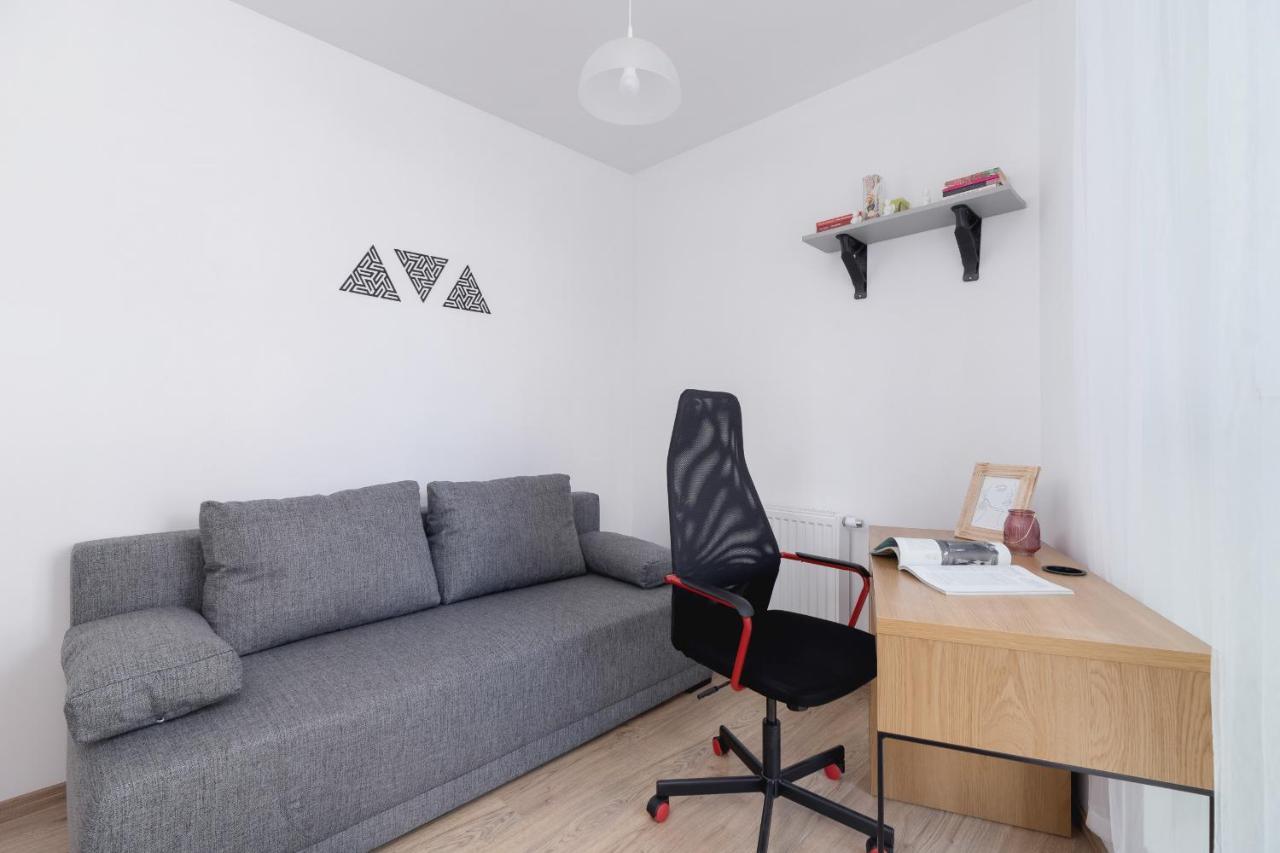 Apartment Family With Parking & Terrace By Renters Krakow
